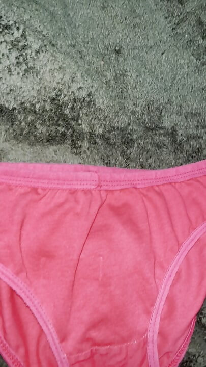 My exgirlfriend Shreya's red sniffing and panties cum