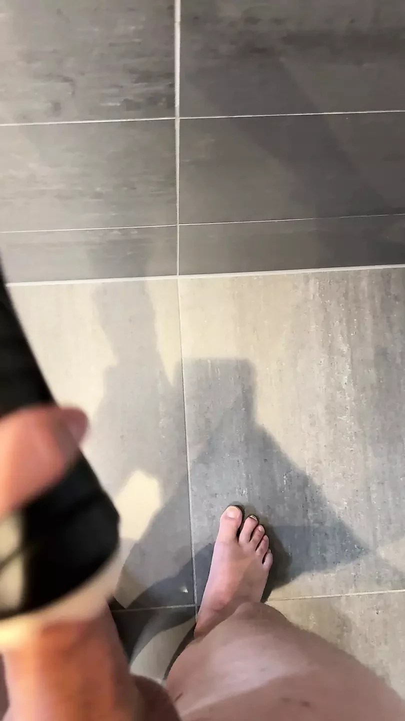 Huge handsfree cumshot after fucking my fleshlight for a long time!