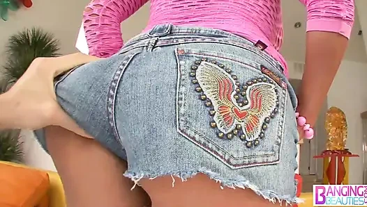 Первый хардкорный анал милфы с огромными сиськами Sienna West