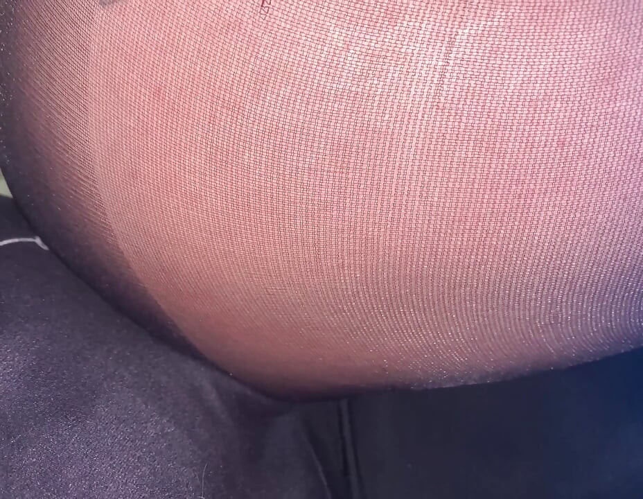 Slave Worships Mistress's Feet