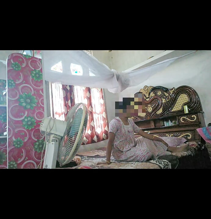 Desi purosi bhabi ne bulaya ghar pe chudne keliye, video seks amerika