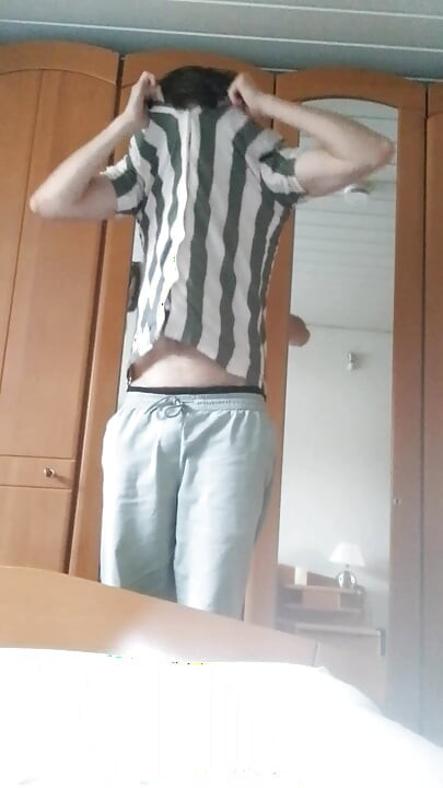 Masturbating dick and ass come to me and feel pleasure