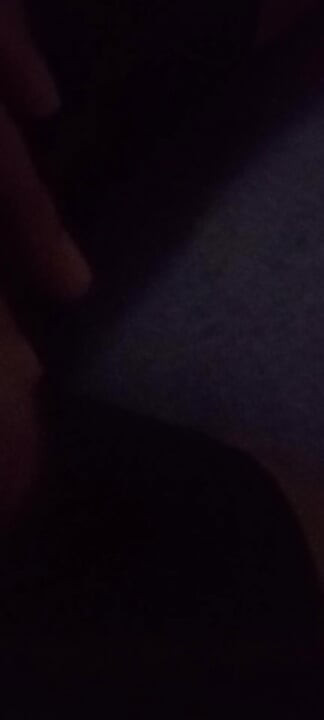 孤独で欲求不満