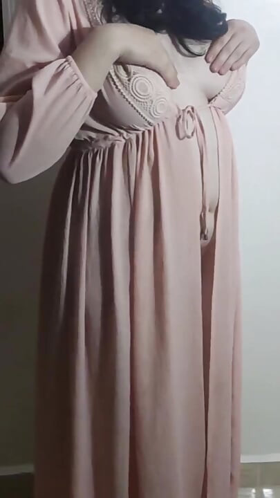 हॉट Milf(चोदने लायक मम्मी) अरबी पत्नी