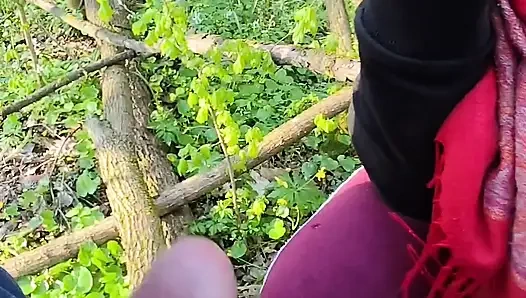 In public a quick blowjob in the forest with oral cum! Delicious!