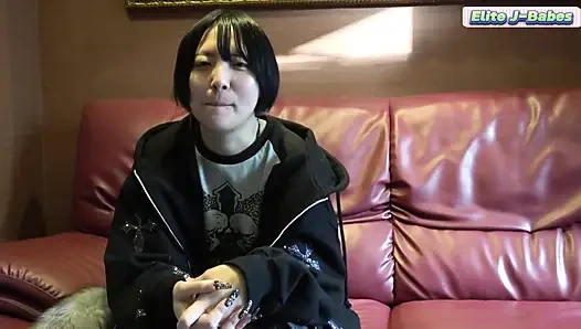 Boyish beauty mengaku nggak tertarik tapi pelan-pelan ke depannya mengungkap kepercayaan diri yang tak terduga