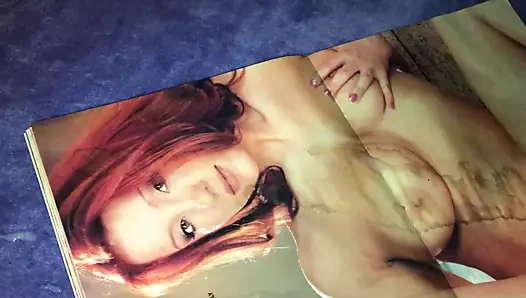Arkadaşlarımın porno mag'ına 5. boşalma