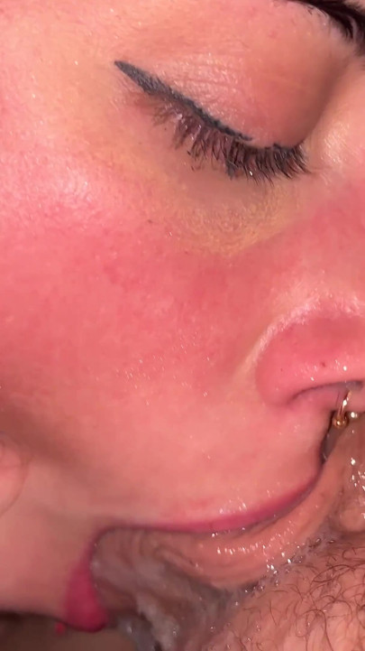 She Fuck Her Face in a Pond of Sperm and Saliva