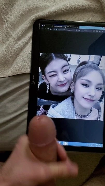 Itzy Lia and Yeji Cum Tribute