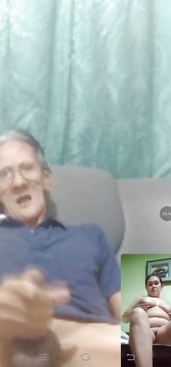 Karım assy'nin banyo sonrası karşılıklı video call seks