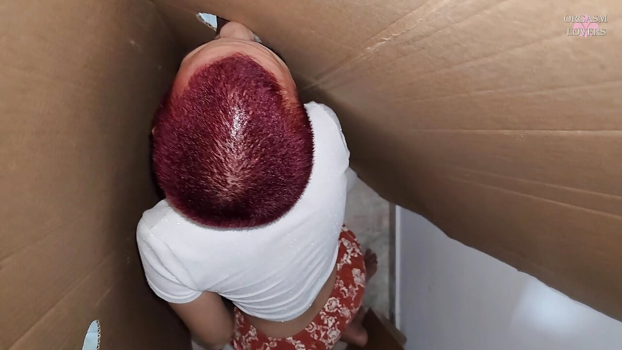 Glory hole: Carahoney bu penisle eğleniyor