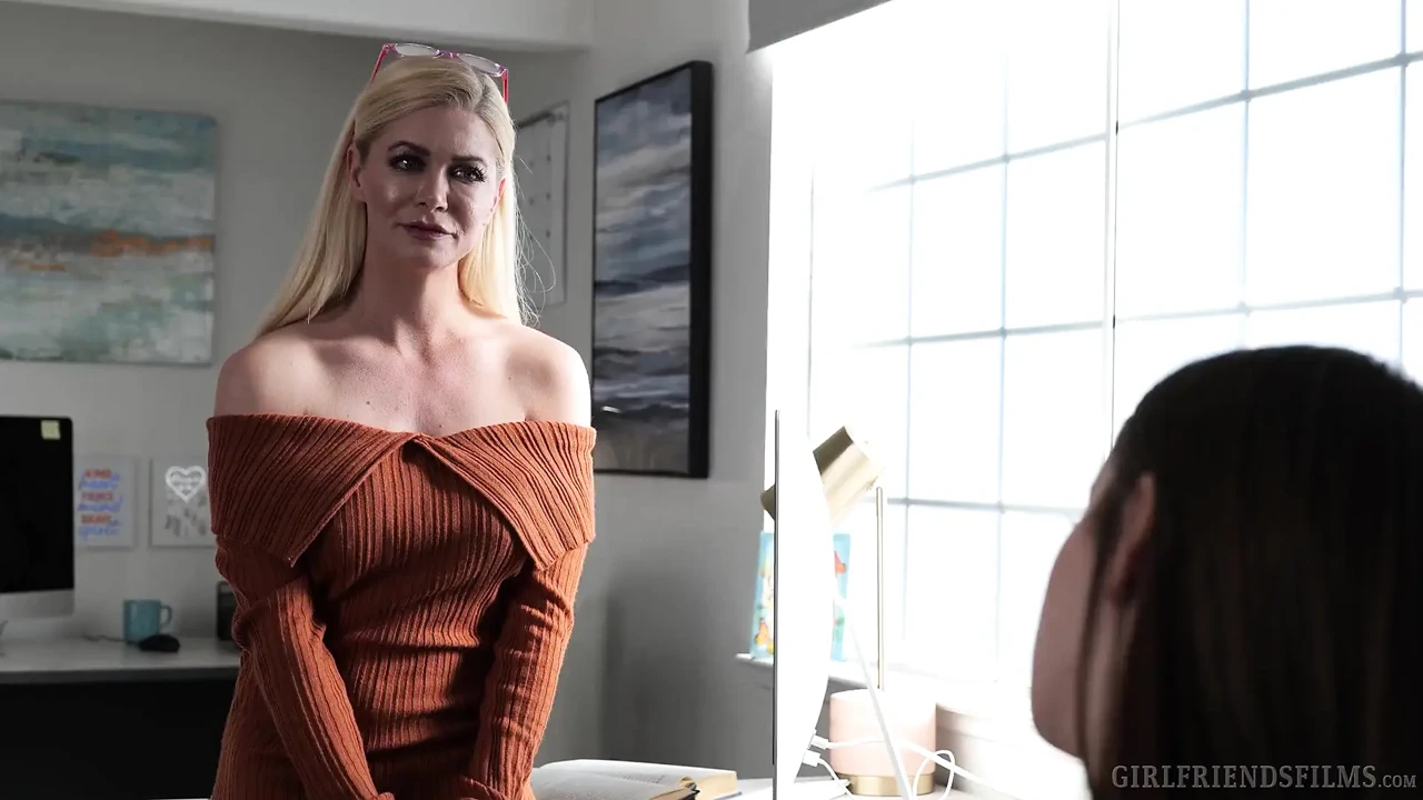 我朋友的女同性恋女儿场景3