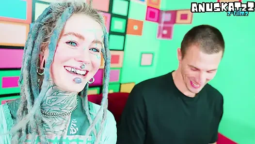 Порнозвезда ALT испытывает большой белый хуй на кастинге на диване - ATM, глубокая глотка, камшот на лицо