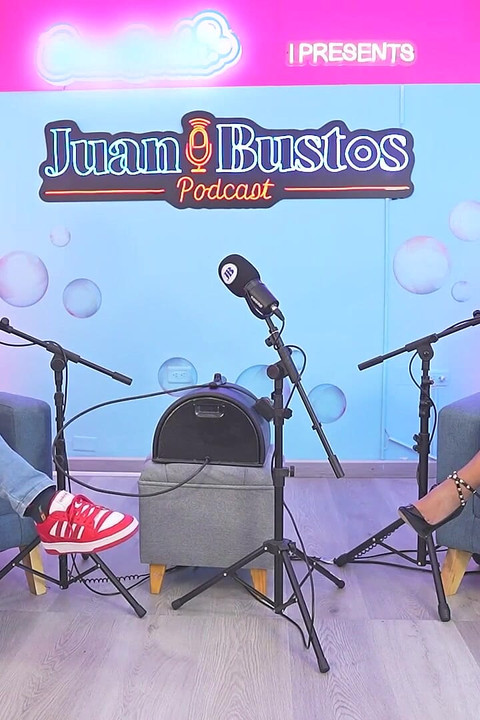 MILF Lina Henao Squirts and Fucks a Stranger Until She Cums Hard!