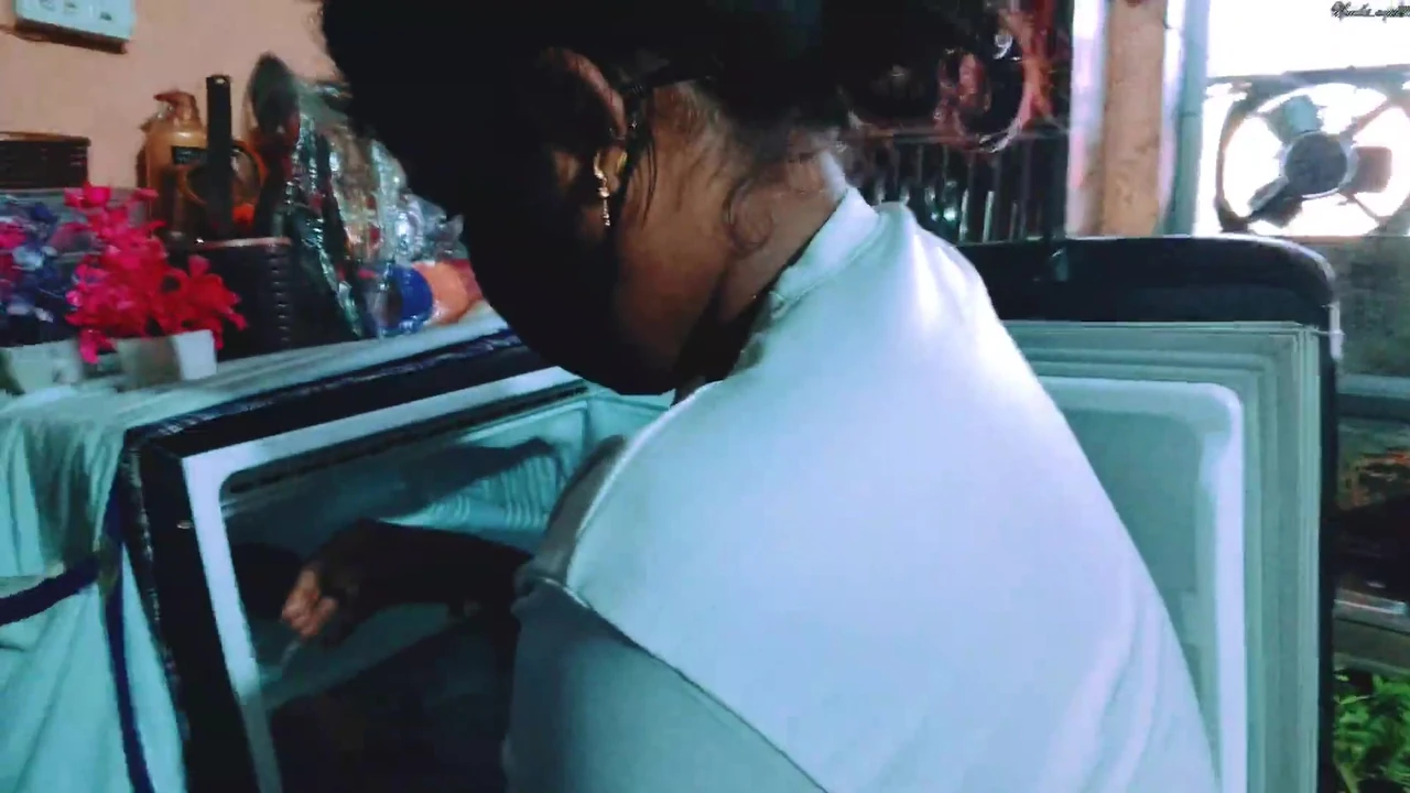 Pornstar Priya Singh was cleaning the freezer in her house when her boyfriend came and fucked her