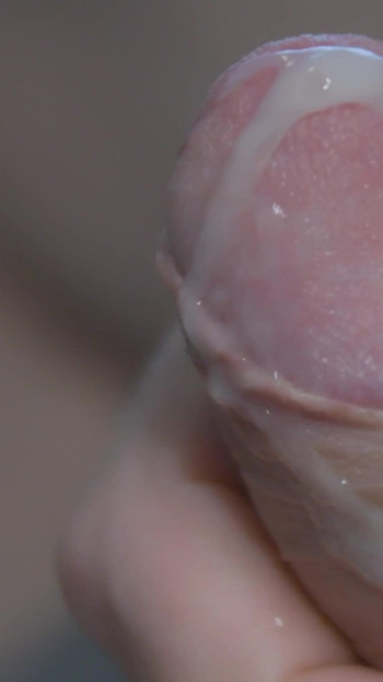 Spectacular moment from "Close Up big cock, Cumshot by Bi-Curious sexy man Romainbigdad"