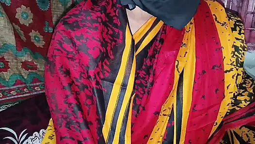 Wenn ich meine stiefmutter ficke, wird sie bei mir zu hause bleiben. Teil 01