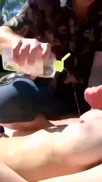 Iconic moment from "Vom Poolboy eingeoelt und vollgespermt"