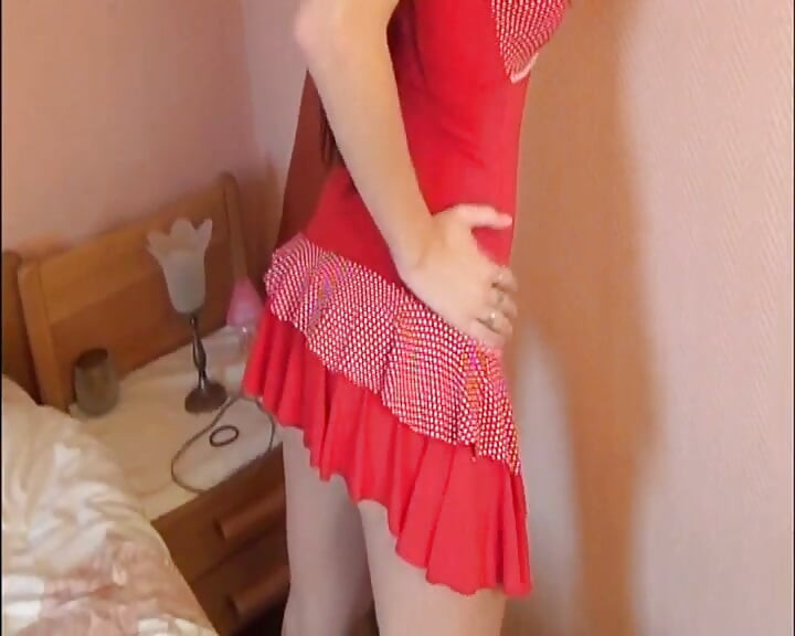 Secretly caught Petra natural brunette with perky tits