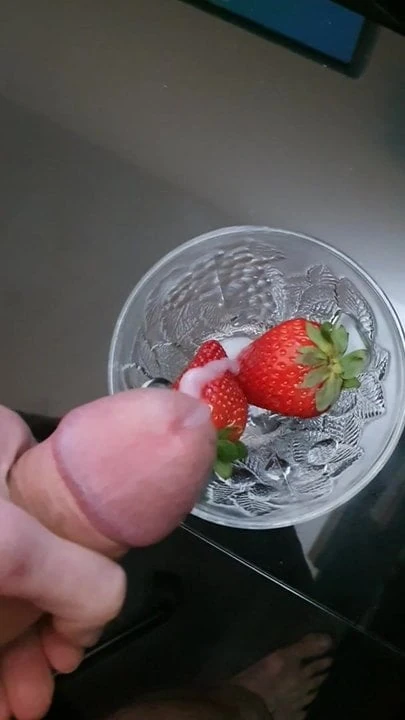 Tribute strawberry