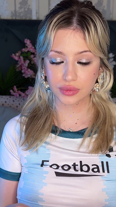 Sensuelle læber driller & gloss til læbestift transformation - Close up Lip Fetish