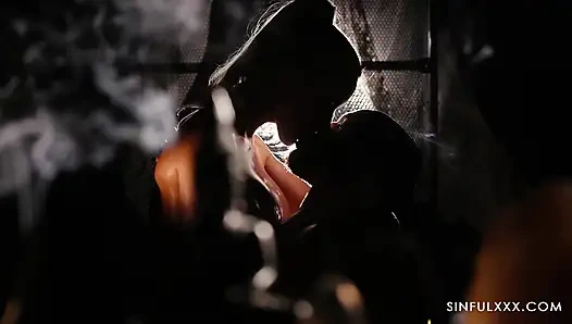 Muhteşem! Sinfulxxx için Bayan Sally ve Dimitri Shadow ile şehvetli ırklararası seans