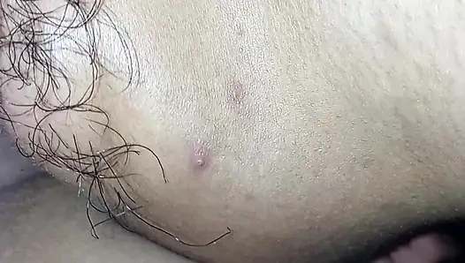 Непальская жена Винж трахает пальцами и крупным планом Тонг приносит поедание киски Puti Chater Maja Liyako