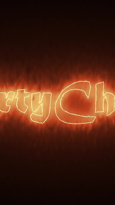 عارضة كاميرا ويب روسية جميلة تنشر ساقيها وتستمتع بنفسها.