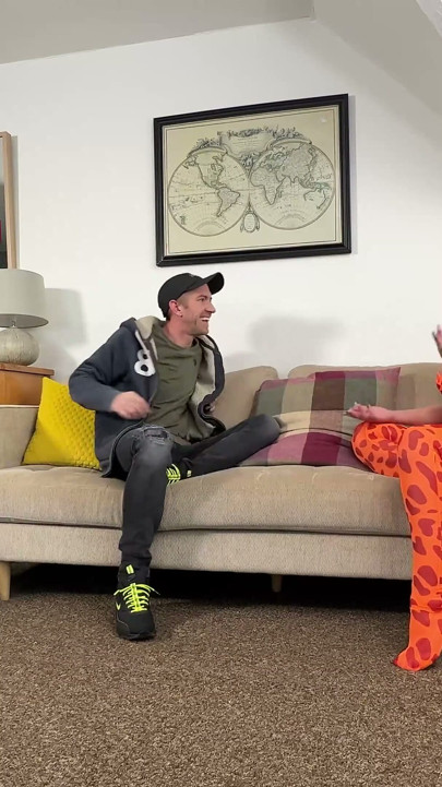 Scarlett Wild in Leopard Print Gets Fucked on the Couch