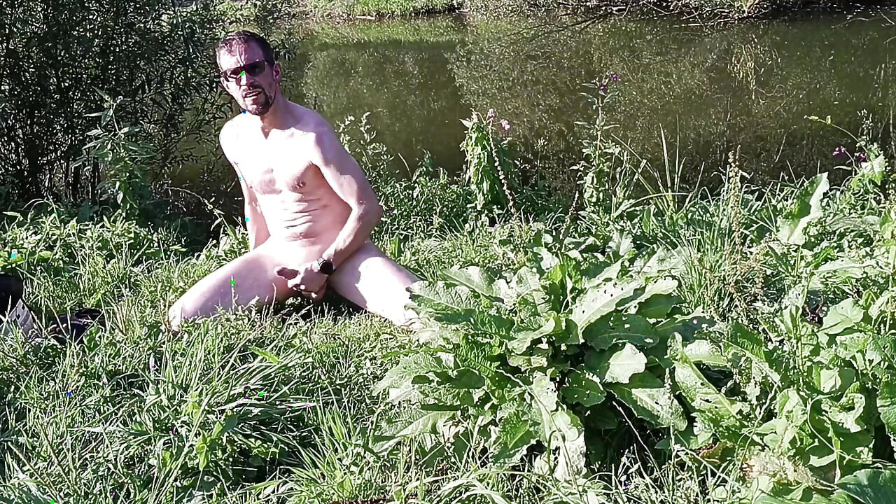 Нудистский пляж