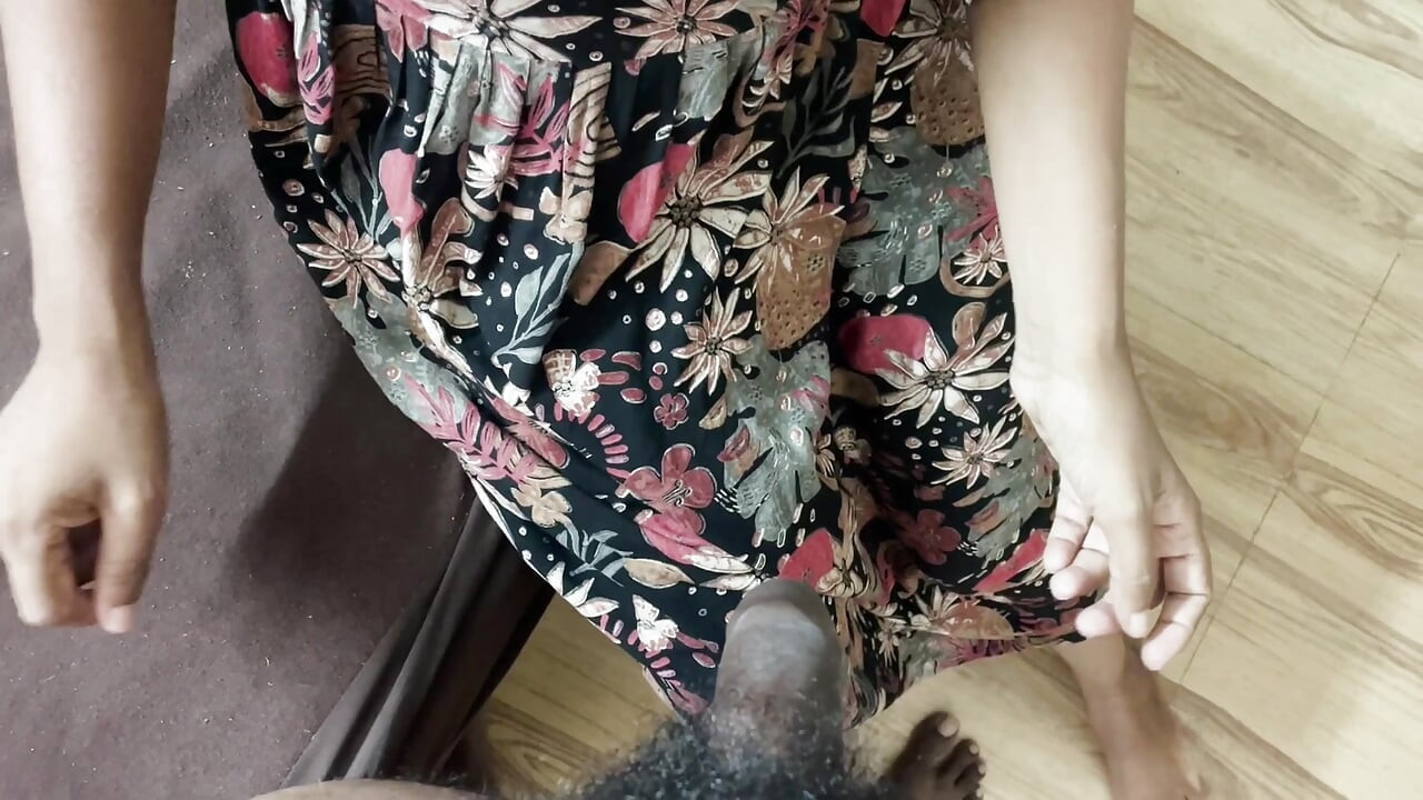 DESI MODEL SATISFIED HER DIRECTOR