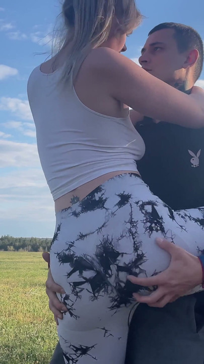 Crazy Chick Mixed Wrestling: Man Overpowered