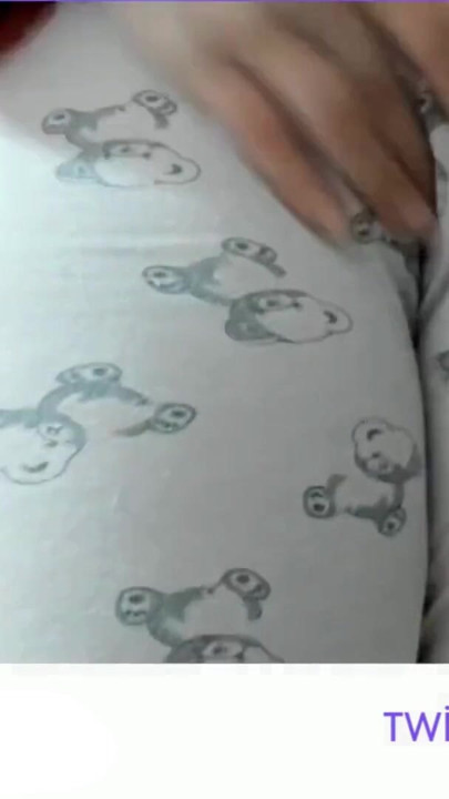 CAMELTOE- MASTURBATE WITH PAJAMAS- BIG ASS- RUBBING PUSSY WITH PAJAMAS | Clip 3