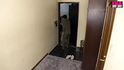 İş için gelen sigortalı bayan... ve aşk için kaldı -pt2