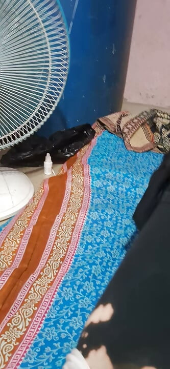 Obří pták, ruční práce a výstřik