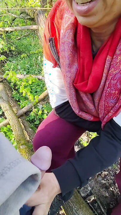In public a quick blowjob in the forest with oral cum! Delicious!