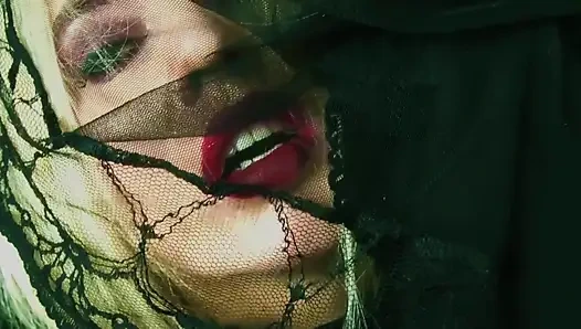 Latexkleid & nylon-umhüllung