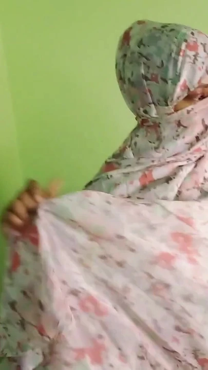 "Hintli Müslüman kız arkadaş mms" den paylaşmalı an
