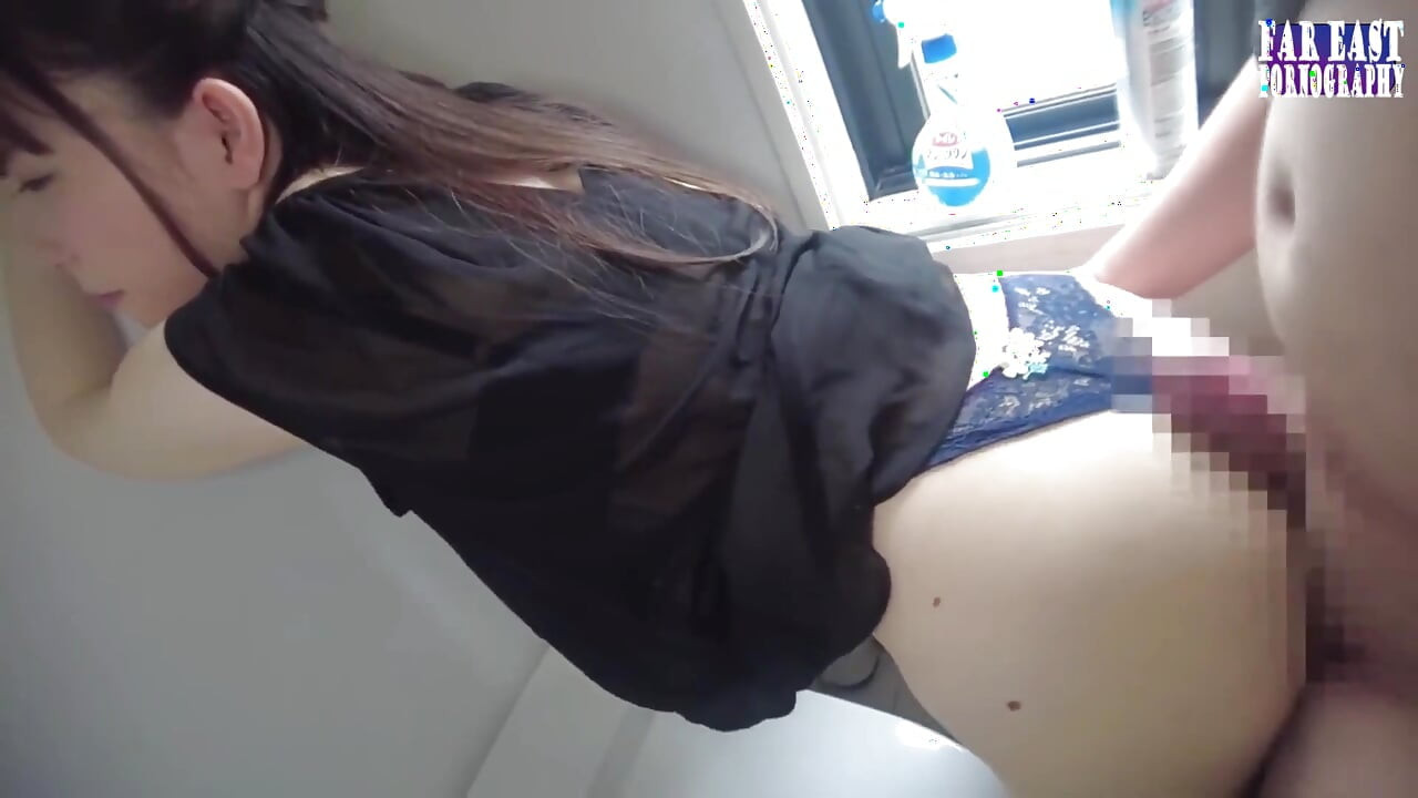 Steamy T Back Stroll with a First Time Outdoor Peach That Drives Nonstop Release Part.2