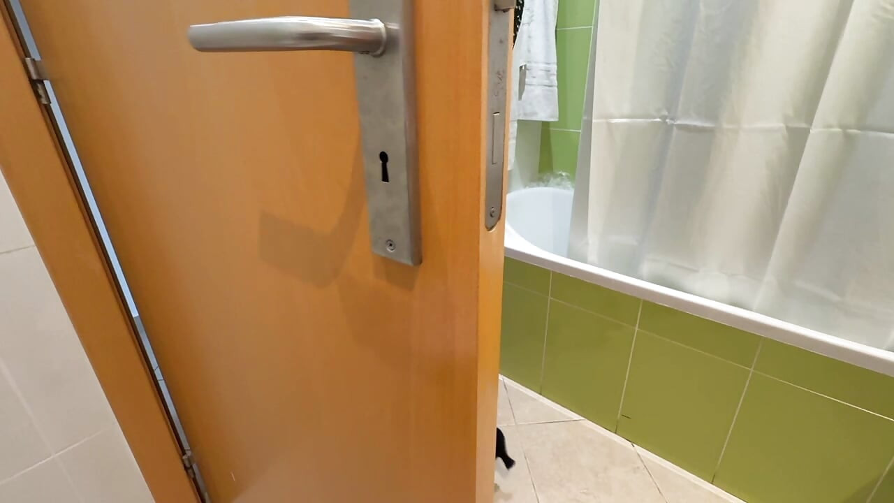 Fru Mature Feet gør sig klar til at tage ud 406