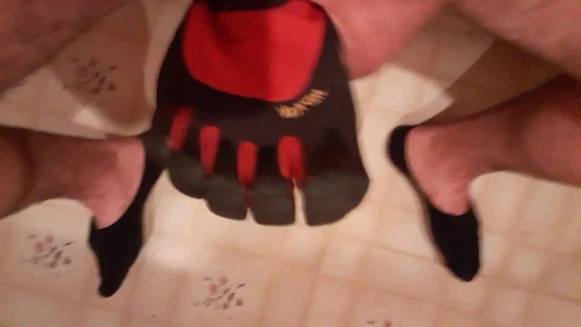 Red Vibrams