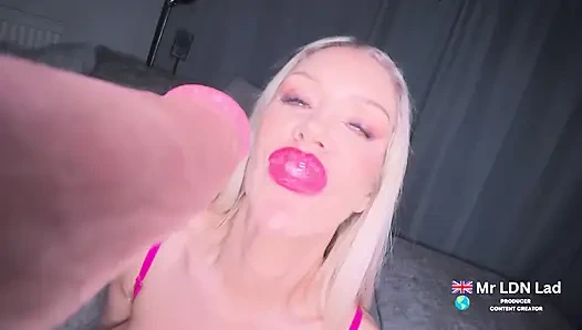 Mutter pOV tania amazon fickt riesige falsche titten!