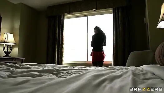 Hot and mean - kendra lust mermuka tetangganya di hotel adalah sepasang lesbian glamor
