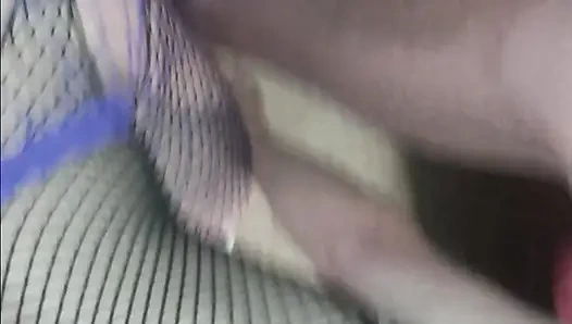 Söyle. Ben bir fahişeyim