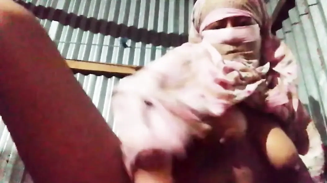 Sister tries weird toy during intimate time