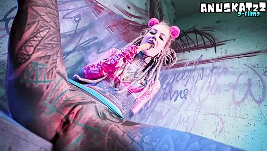 Dark Goth Babe with Full Sleeve Tats DP’s Her Ass & Pussy Solo – Sweaty Toy Fucking & Ass-to-Mouth