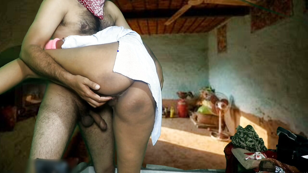 Desi tini iskoláslányos kemény szex kunyhóban, indiai ázsiai tanár, igazgató, diák, softcore hardcore szerelmes videó