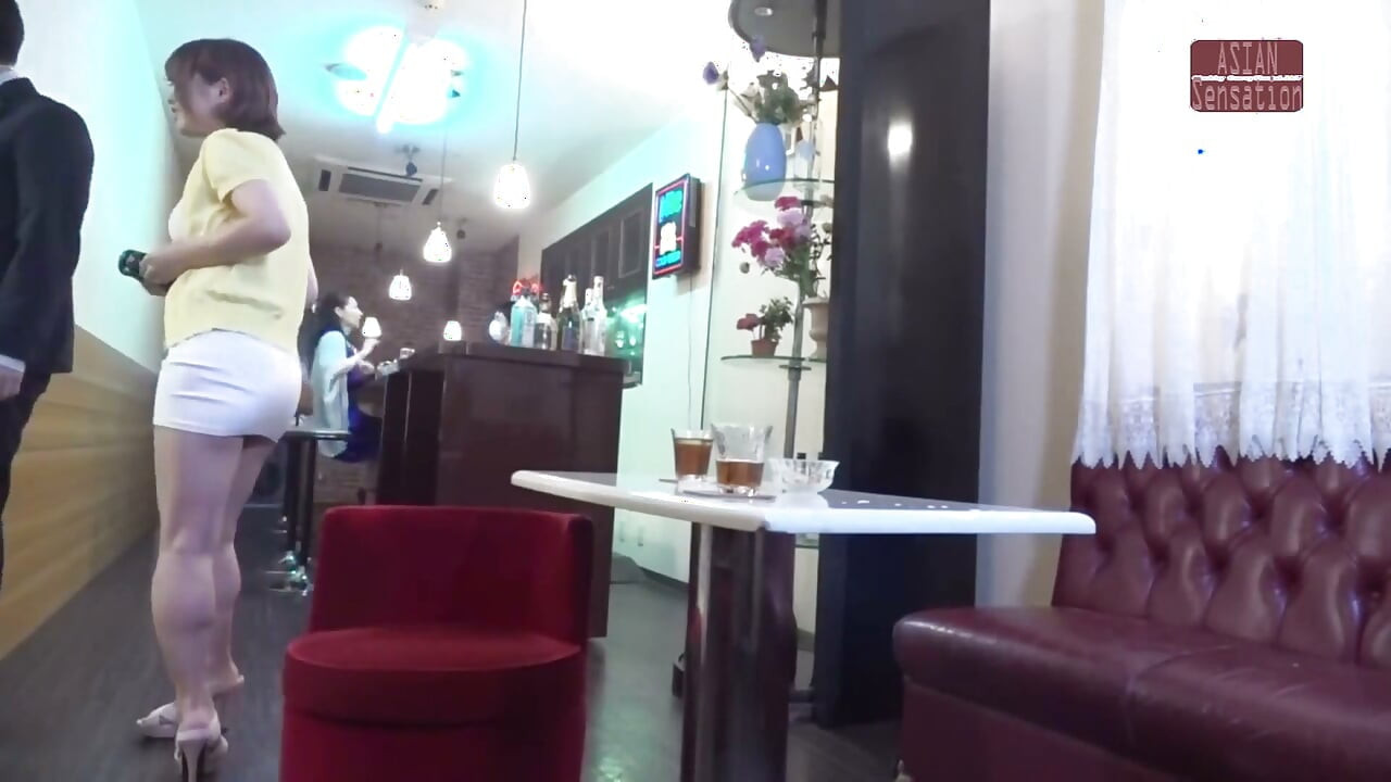 Büyük memeli evli ilk aşkımla buluşma - azdırması gizli sekse yol açıyor - bölüm 3
