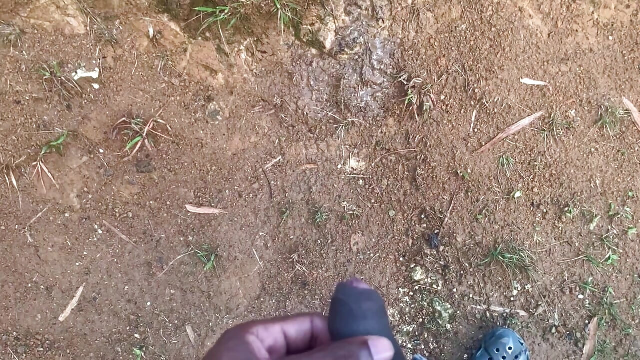 Pissing in Public Desperate Male - Piss Relief