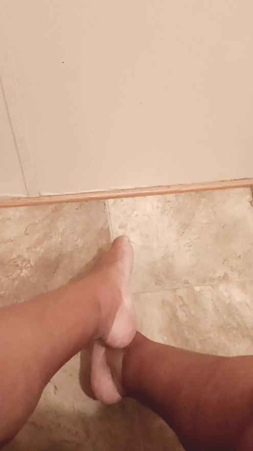 Beautiful Brown legs and feet!!!